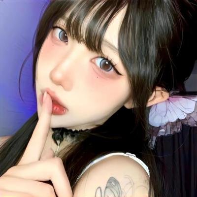 伊莎贝尔跳到聚光灯下